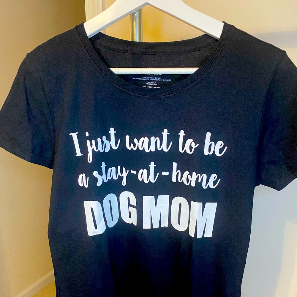 Black T-shirt Dog Mom Size M Ladies